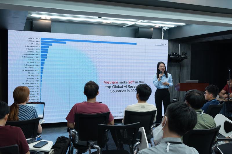 Ms. Linh Pham unveiling the narrative of “Pushing AI Frontiers and Innovation in Vietnam: The VinAI Story.”